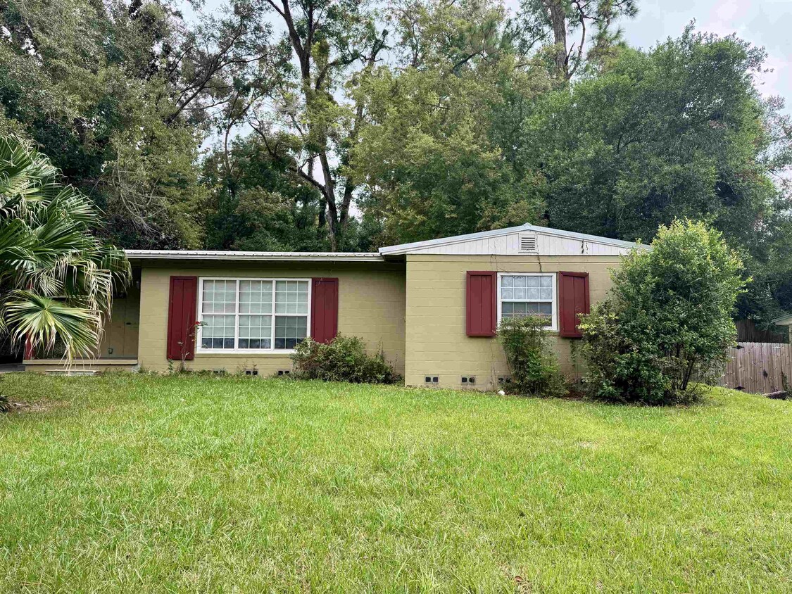 Primary Photo - 2311 Pontiac Dr