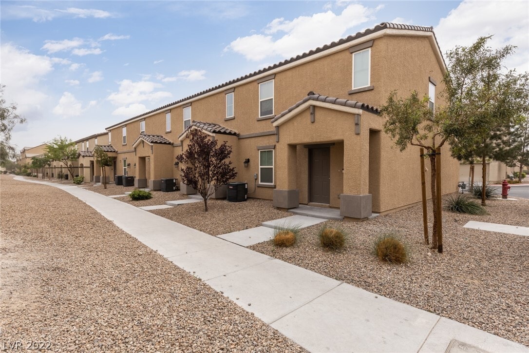 4608 Townwall St, Las Vegas, NV 89115 Townhome Rentals in Las Vegas