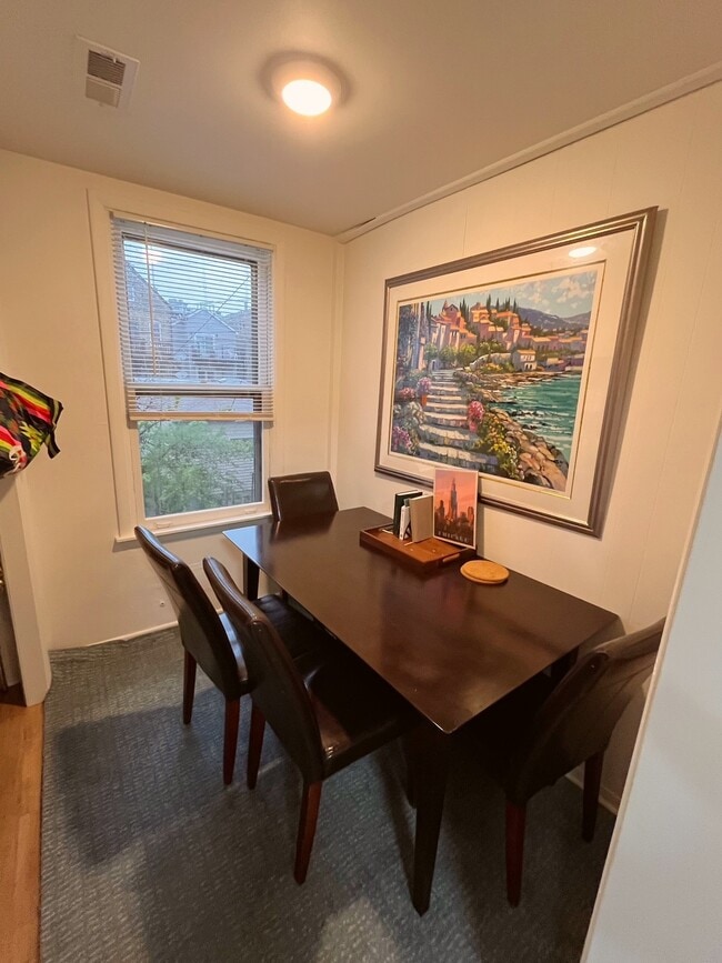 dining room furnished - 1518 W Augusta Blvd