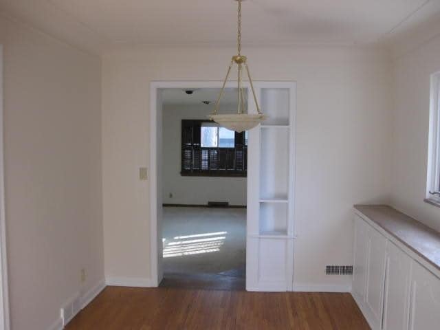 Dining/FR - 3516 Harley Rd
