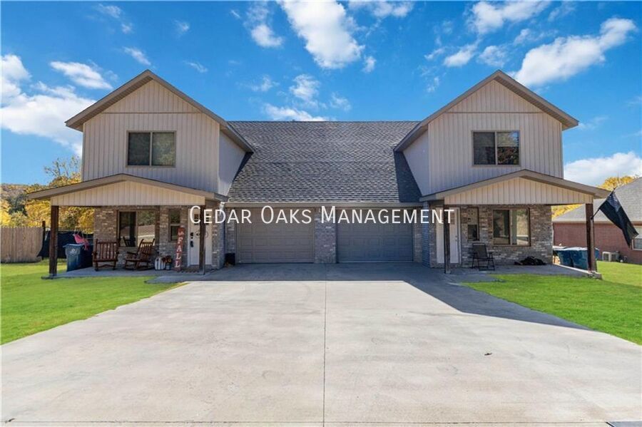 Foto principal - 625 Sugar Creek Rd