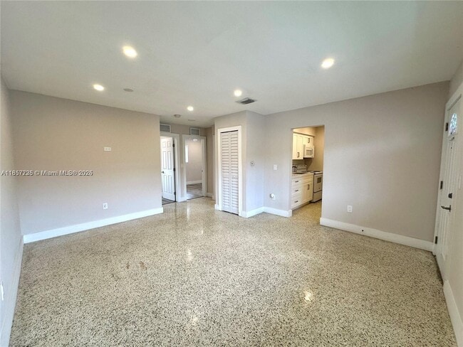 Foto del edificio - 174 E 5th St