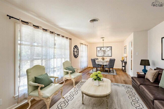 Foto del edificio - 4509 Kenwood St