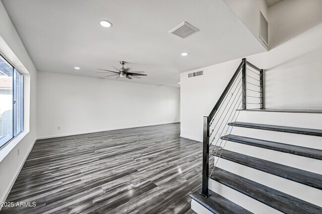 Foto del edificio - 5761 W Cholla St