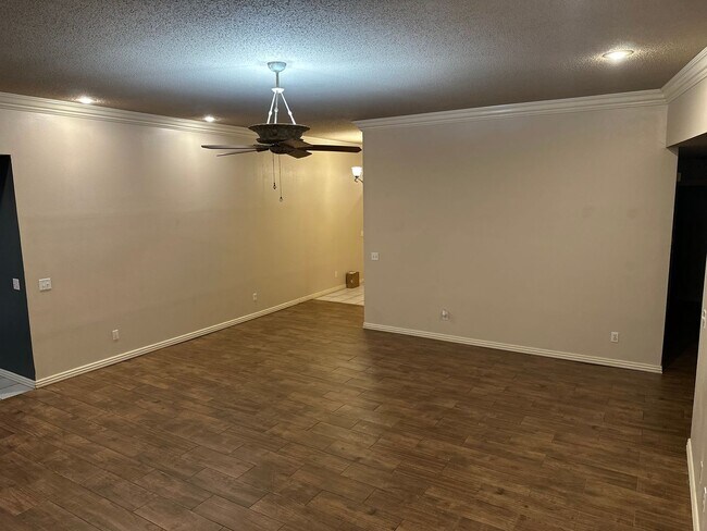 Foto del edificio - Available August 1st! 3-Bedroom, 2-Bathroom Home in East Rogers