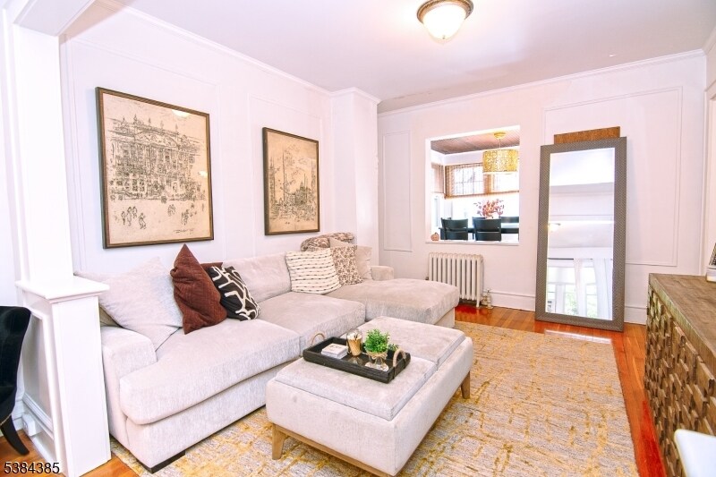 Primary Photo - 306 Springfield Ave