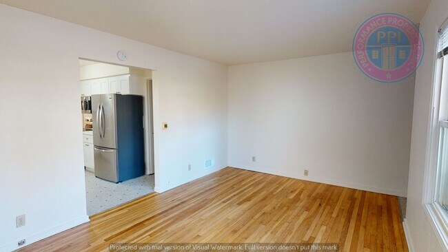 Building Photo - har6163