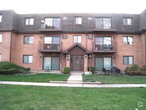 Building Photo - 920 S McKinley Ave