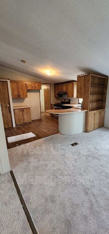 Foto del edificio - 674 Circleview Dr