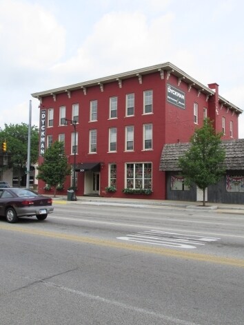 Building Photo - The Dyckman