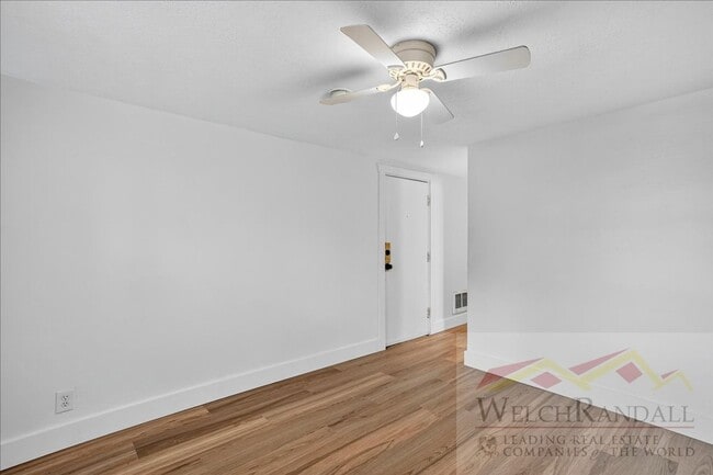 Building Photo - Javid Properties Triplex