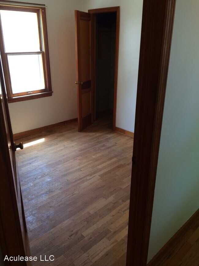 Foto del edificio - 3 br, 1 bath House - 409 N Madison