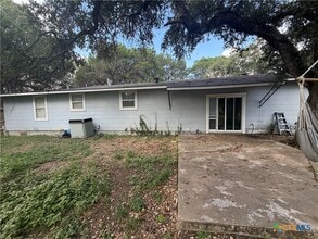 Building Photo - 726 Encino Dr