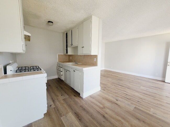 Foto del edificio - 13425 Vanowen St