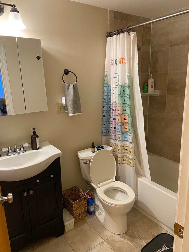 Foto principal - 170 Endicott St