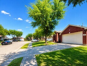 Building Photo - 14815 Stocklin Ct