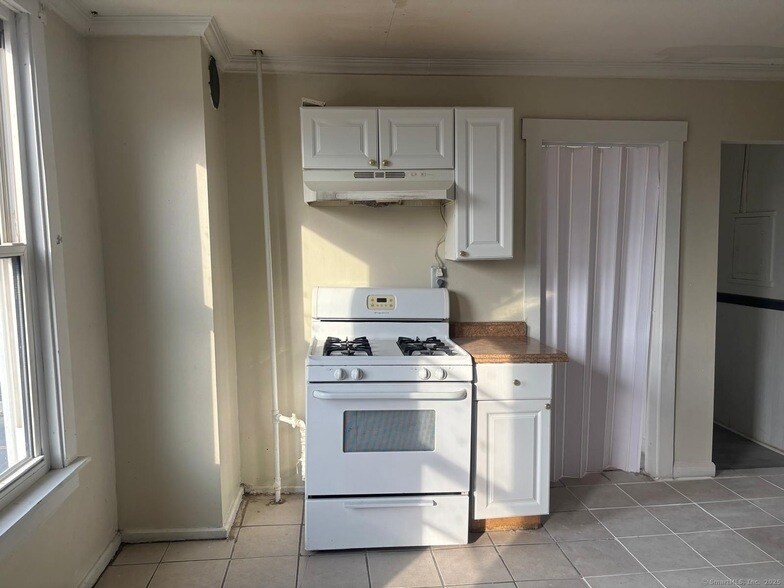 Foto principal - 1308 E Main St