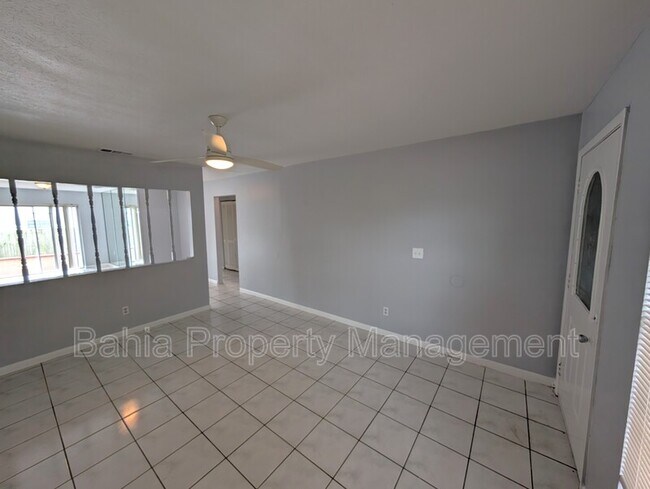 Foto del edificio - 1803 E Humphrey St