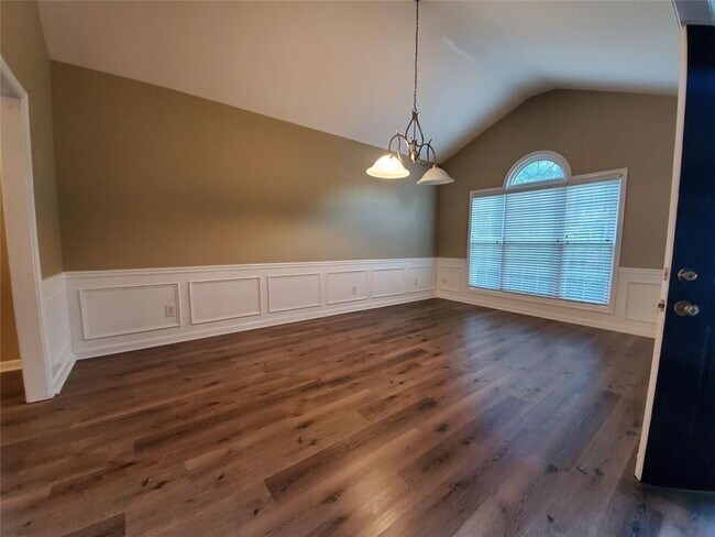 Building Photo - 3878 Hannahberry Pl