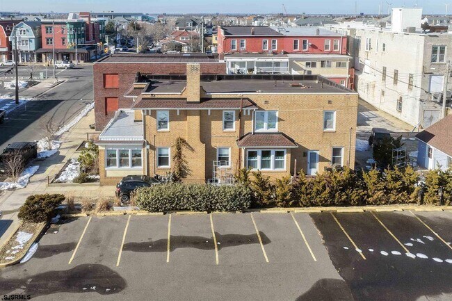 Foto del edificio - 3 S Montpelier Ave