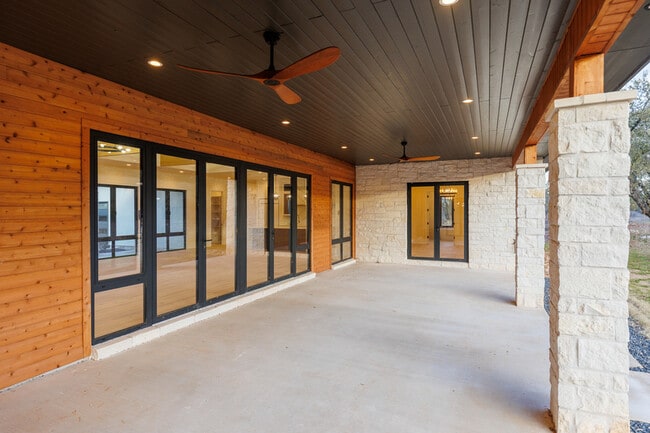 Building Photo - 6425 Ranch Rd 962 W