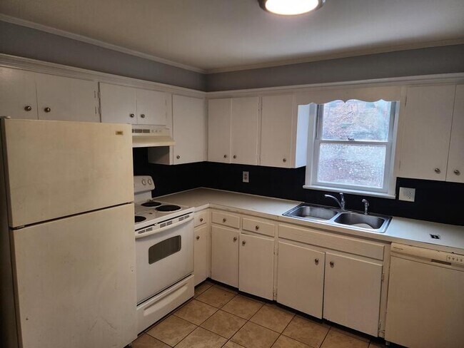Foto del edificio - 768 Lewisberry Rd