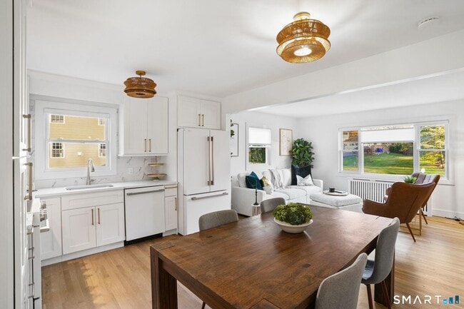 Building Photo - 132 Toll House Ln