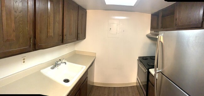 Photo - 1200 Golden Cir Townhome