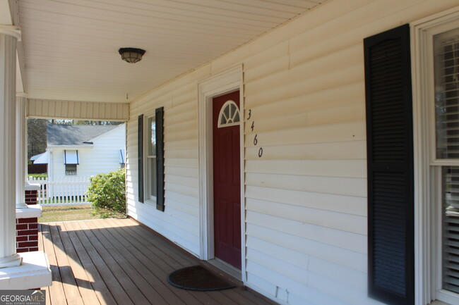 Foto del edificio - 3460 Old Lost Mountain Rd