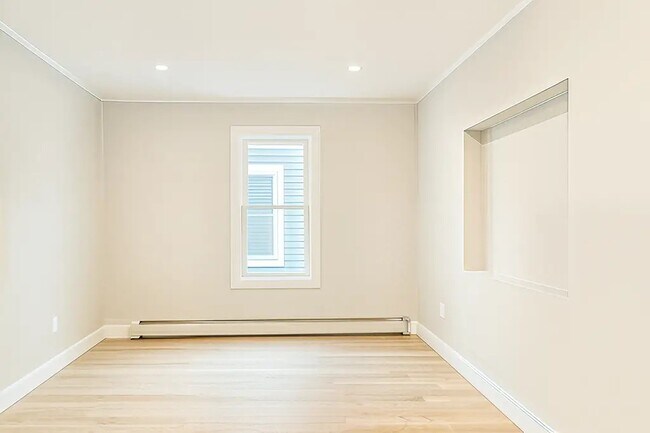 Foto del edificio - 50 Crescent Ave