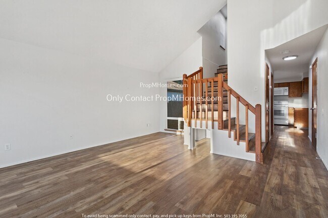 Building Photo - Charming Three Bedroom Home In Aloha - Close to Nike & Intel!