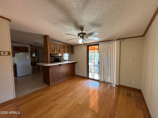 Foto del edificio - 44410 N 14th St