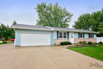 Building Photo - 3715 W Prestwick St