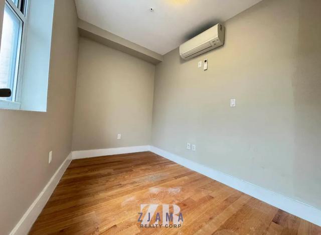 Building Photo - 1 bedroom in BROOKLYN NY 11205