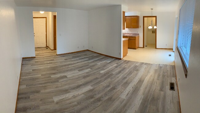 Building Photo - 286 Art-Lott Ln