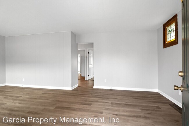 Foto del edificio - 3 br, 2 bath House - 5421 Nottingham Ave.