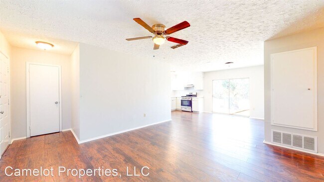 Building Photo - 3 br, 2 bath House - 221 Joyce Street