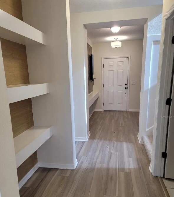Building Photo - 9301 Oglethorpe Dr
