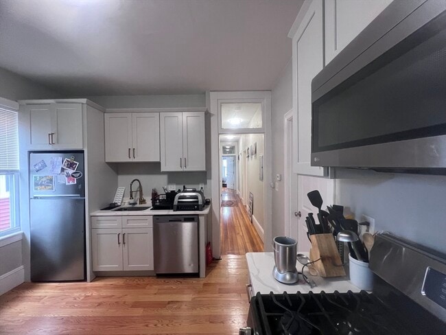 Foto del edificio - 247 L St