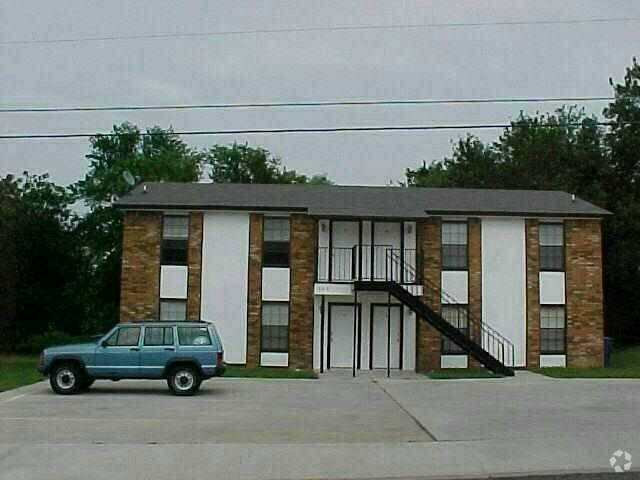 Building Photo - 206 Erby St