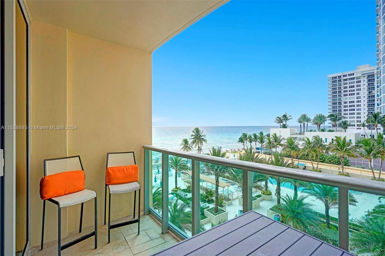 2501 S Ocean Dr Unit 516 (available Oct 7), Hollywood, FL 33019 Condo