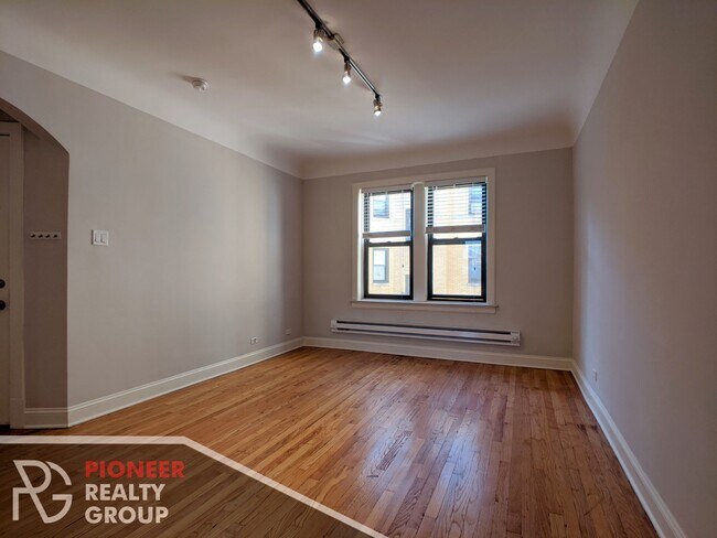 Foto del edificio - 2315 N Rockwell St