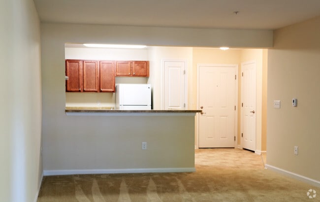 Interior Photo - Forrest Pines Sr