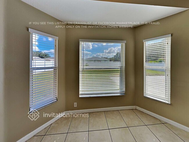 Foto del edificio - 2008 Sweetfern Pl