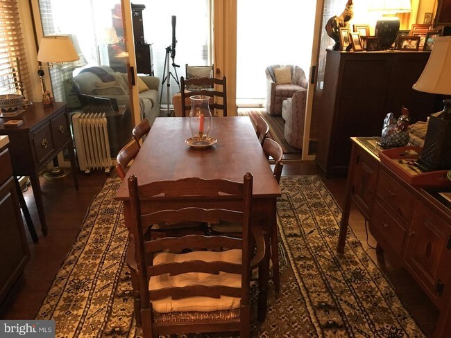 Foto del edificio - 627 Vesey Dr