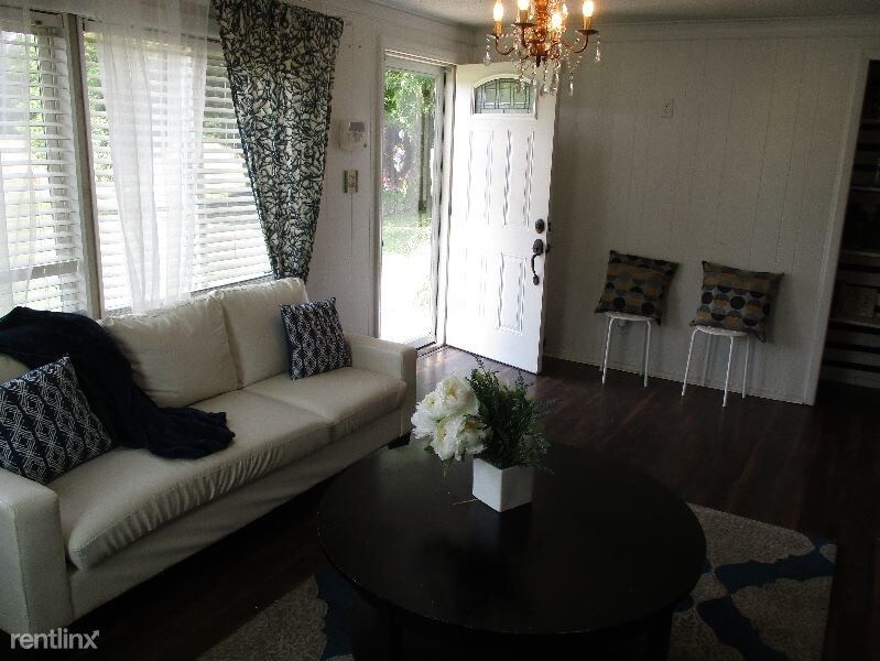 Foto del edificio - 3 br, 1 bath House - 27279 Saxis Rd