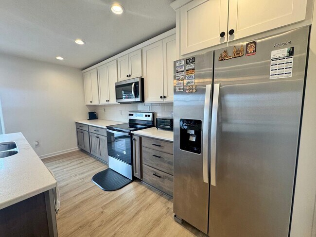 Foto del edificio - 3 bed 2 bath 1 year old house in SE Lincoln