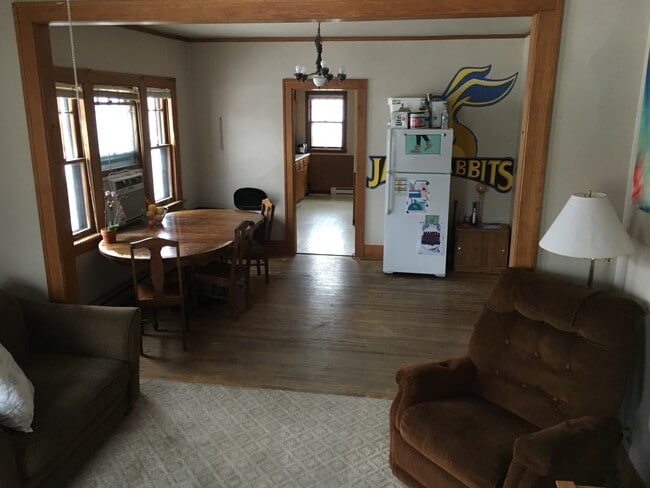 Comedor del piso superior - 921 8th Ave