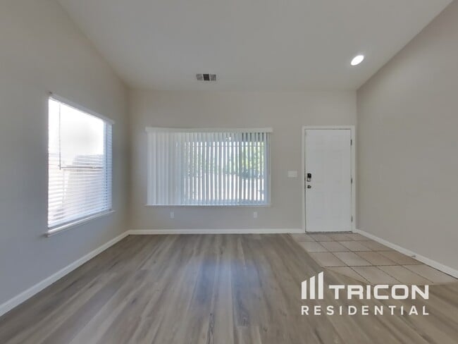 Building Photo - 5204 Firenza Way