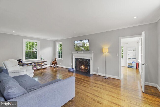 Foto del edificio - 3901 Woodbine St